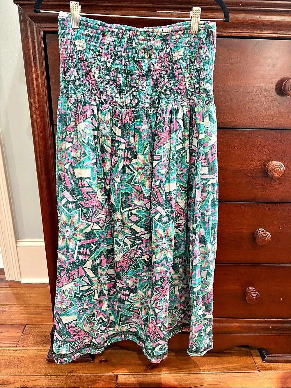 CHUFY Geometric Cotton Maxi Skirt in Green & Pink Size Medium